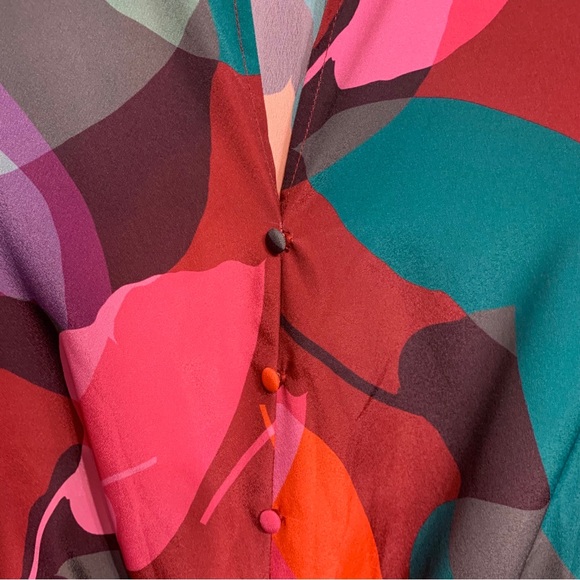 ALLISON JOY RED GRAPHIC PRINT LONG SLEEVE FRONT BUTTON CLOSURE CLASSIC BLOUSE - Picture 9 of 15